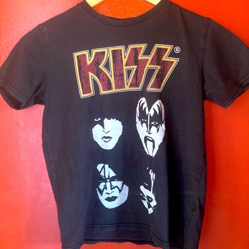 Super Sexy Vintage Kiss Shirt